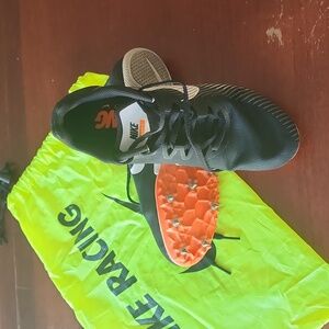 Nike track shoes - women's size 7 *used*